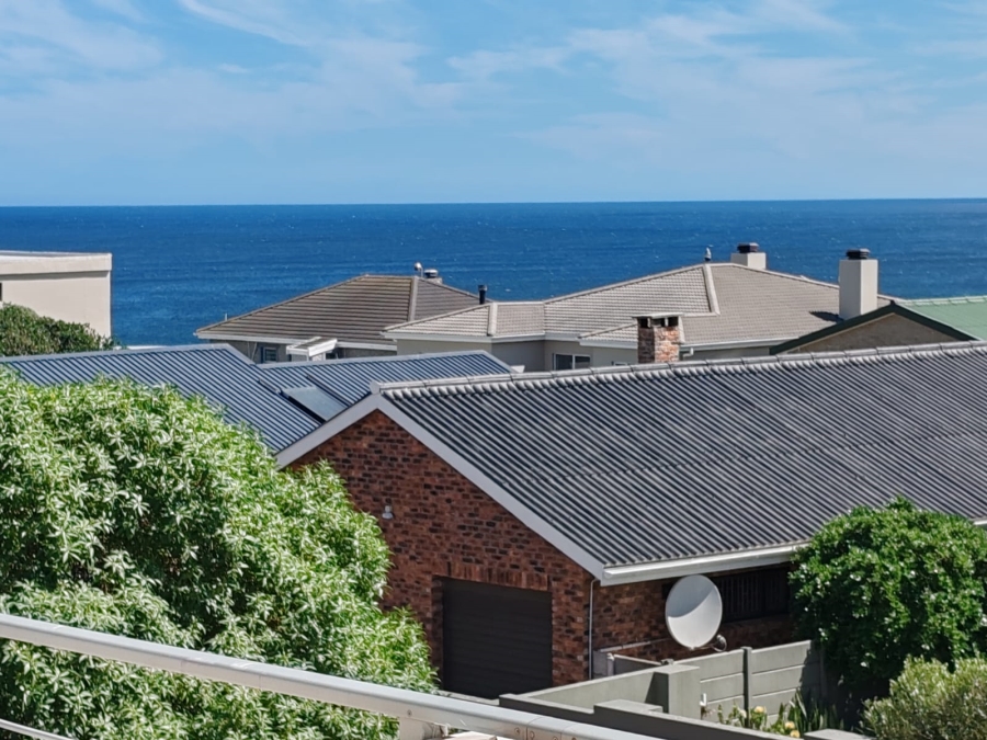 4 Bedroom Property for Sale in De Kelders Western Cape